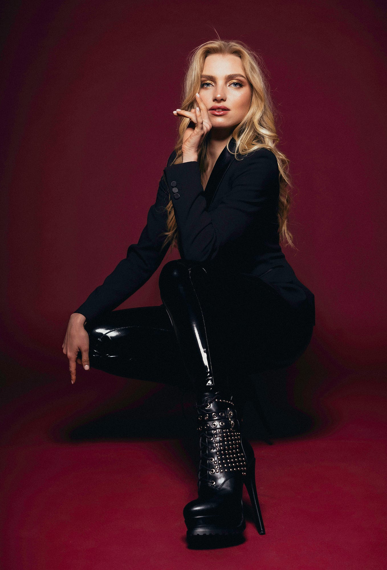 When a man doesn’t take the initiative to contact a woman, what a truly