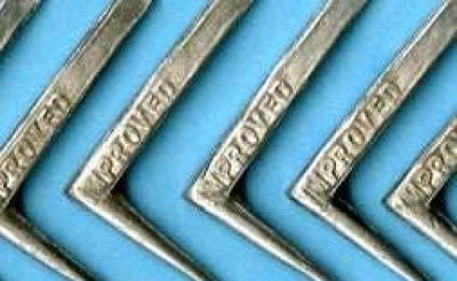 Tenterhooks – Medium