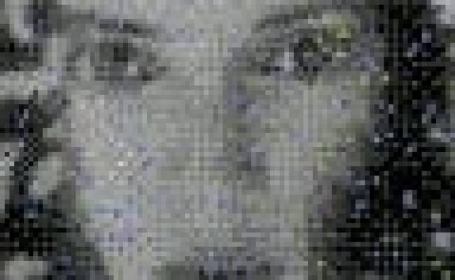 Anna Poletti – Medium