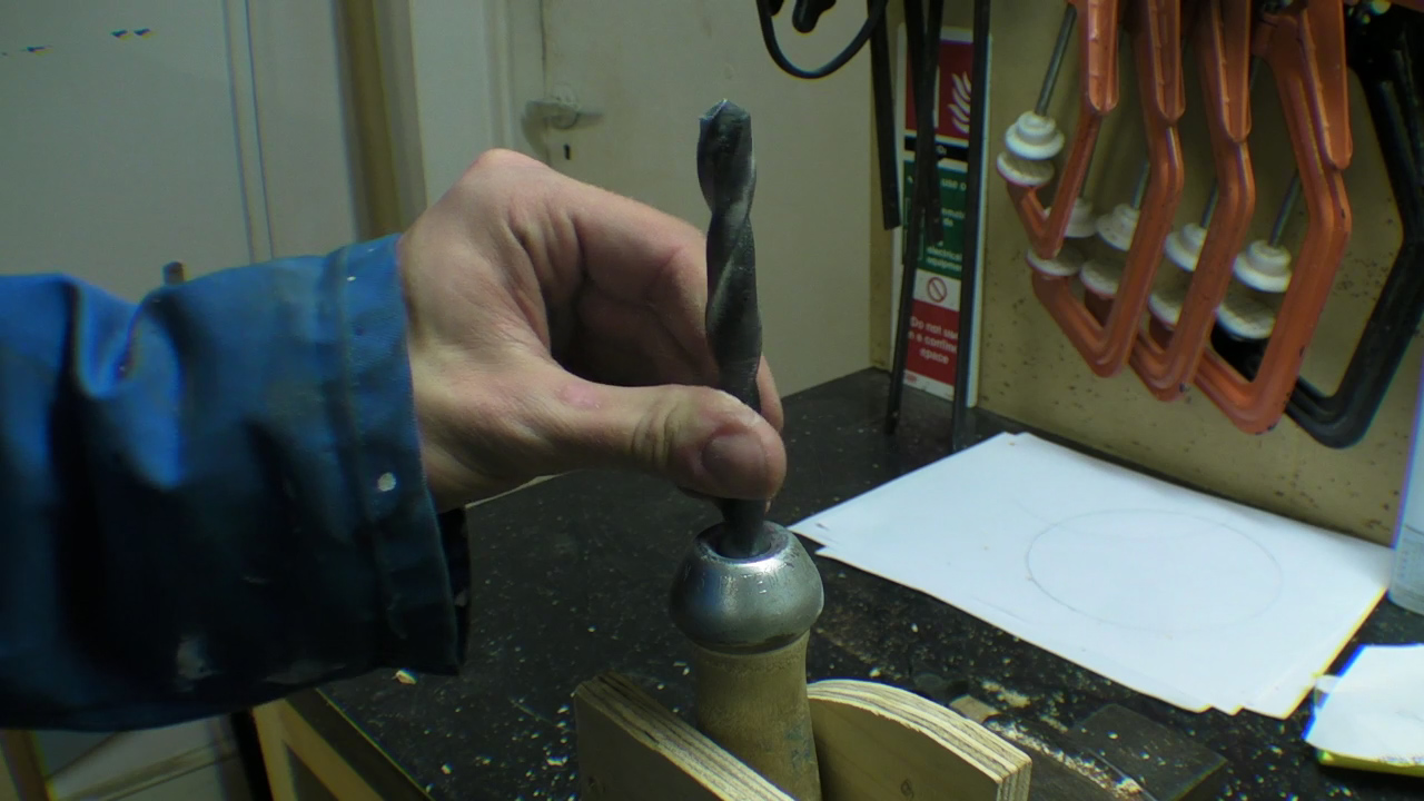 Deburring Tool - Drill Bit Burring Technique