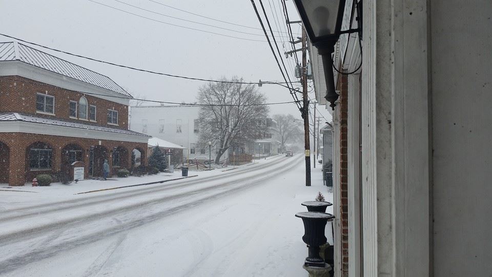 Friday 1/22: Ninety minutes later we had a nice frosting of snow.