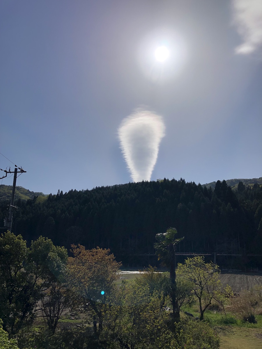 04.22の空4