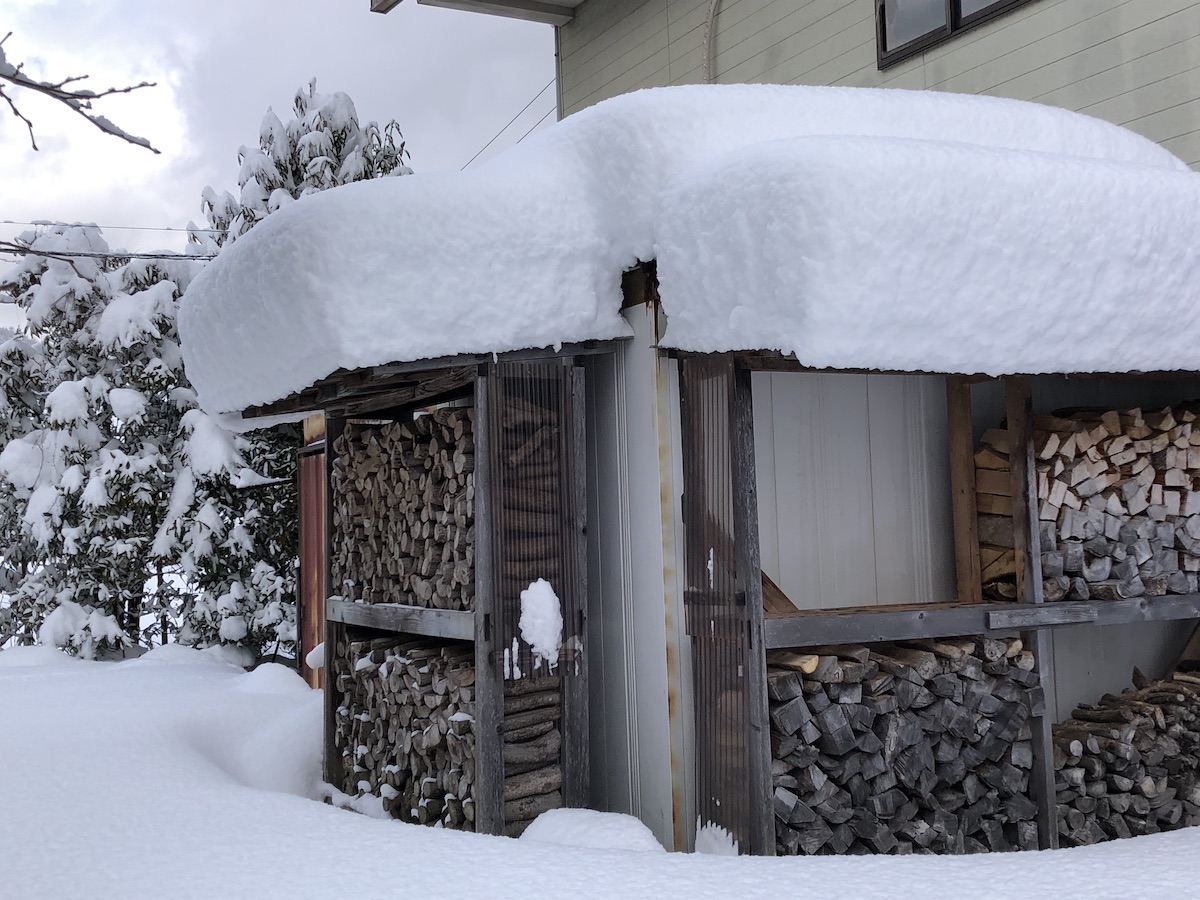 降り積もった雪