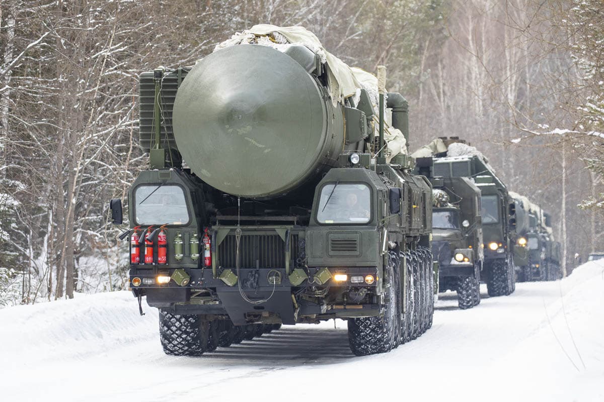 R 29r Vysota Ss N 18 Missile Threat