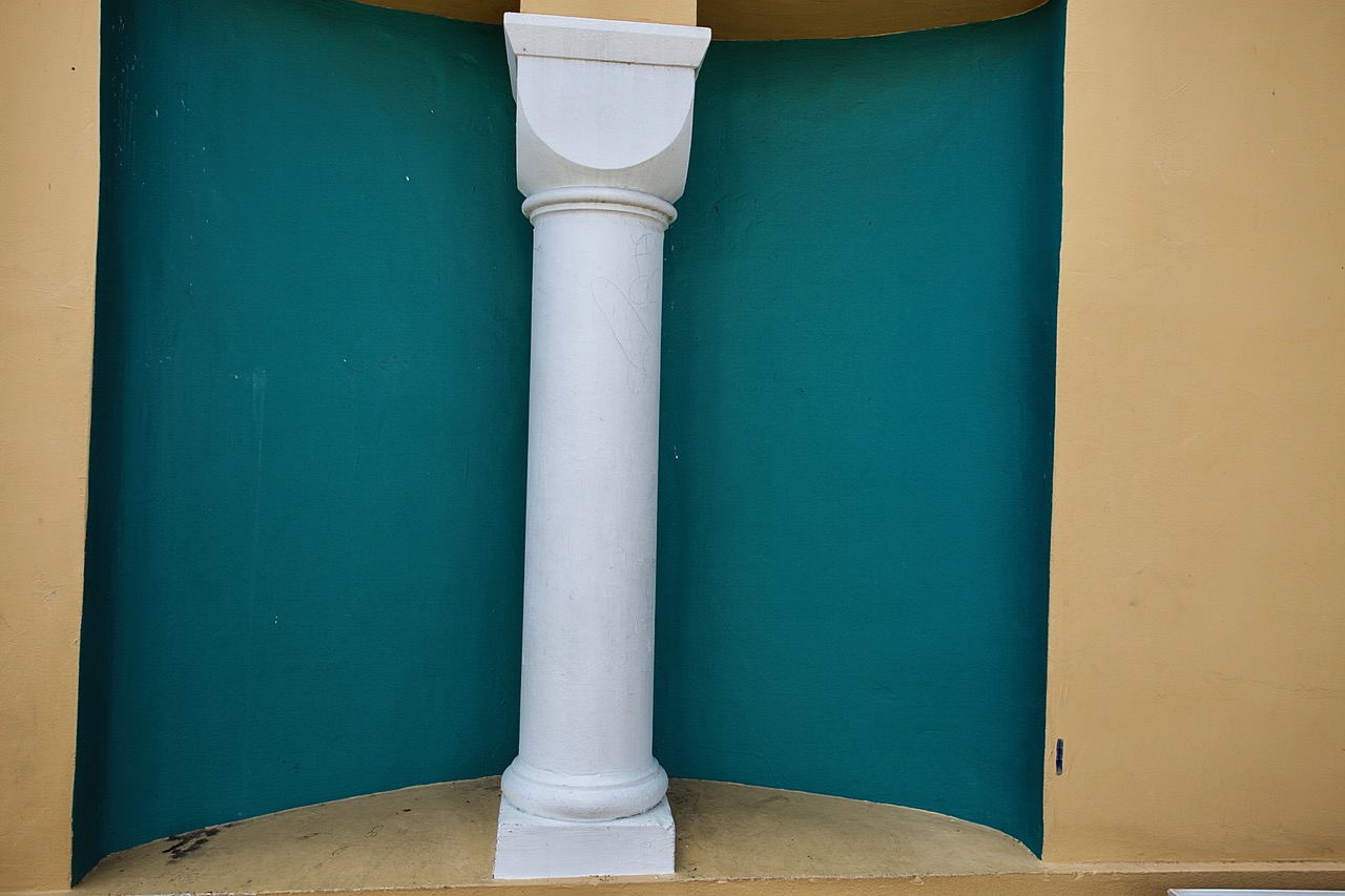 Column at Everett Middle School, SF's Mission District