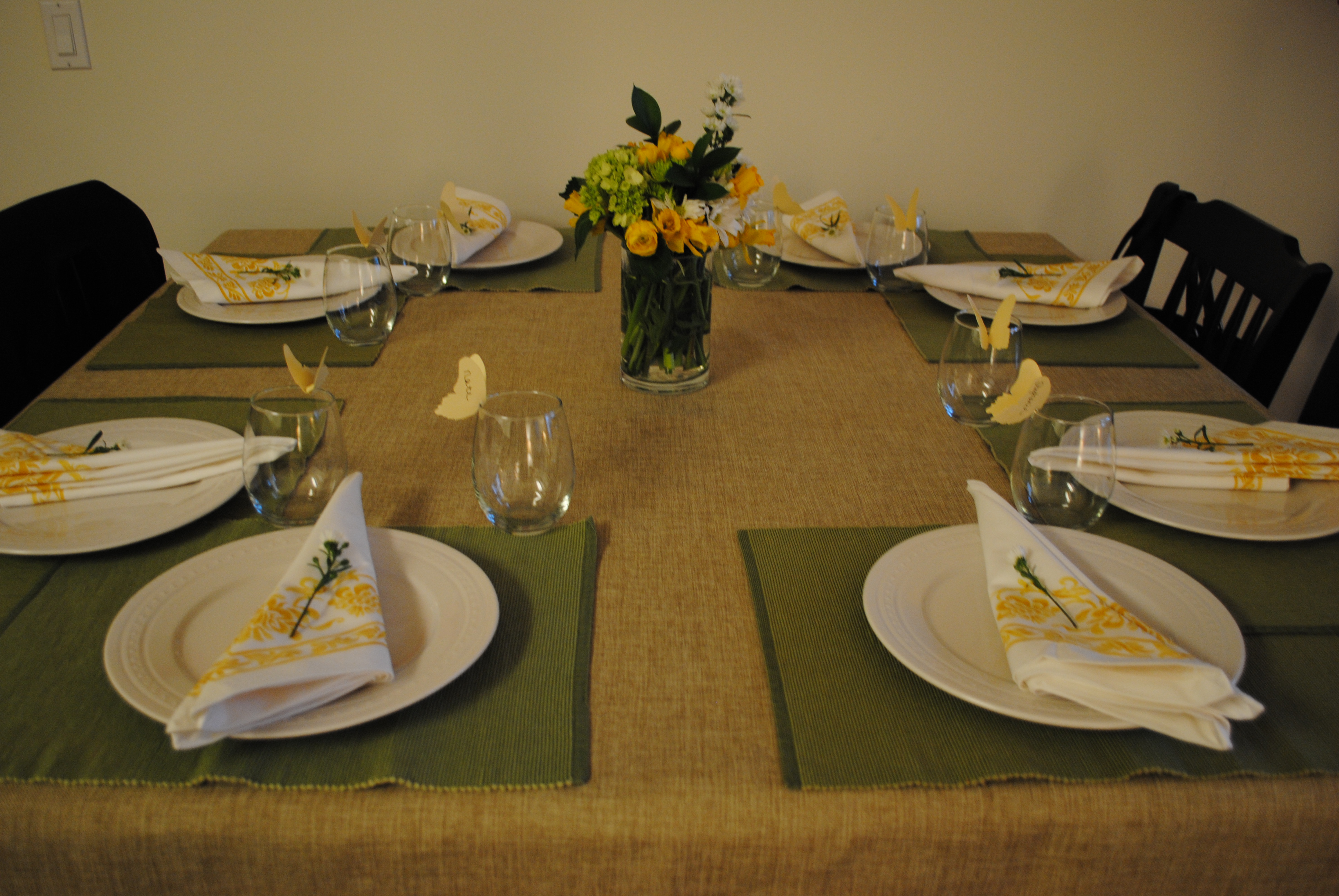 Dinner Party Table Setting Predictably Unoriginal