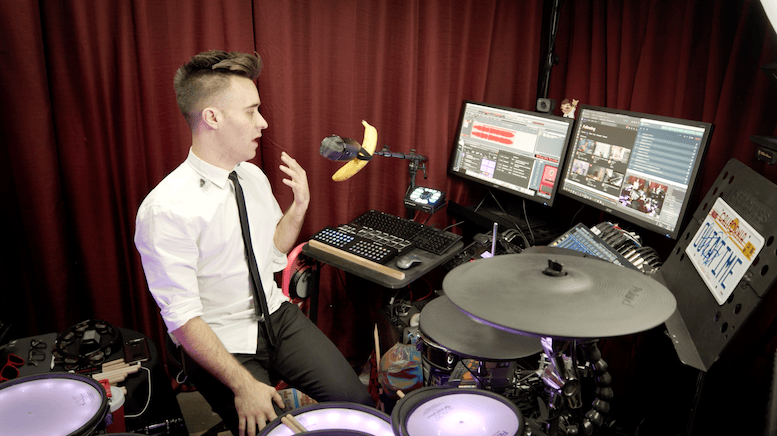 Logitech & Blue Microphones Campaign 2020 - "Setup"