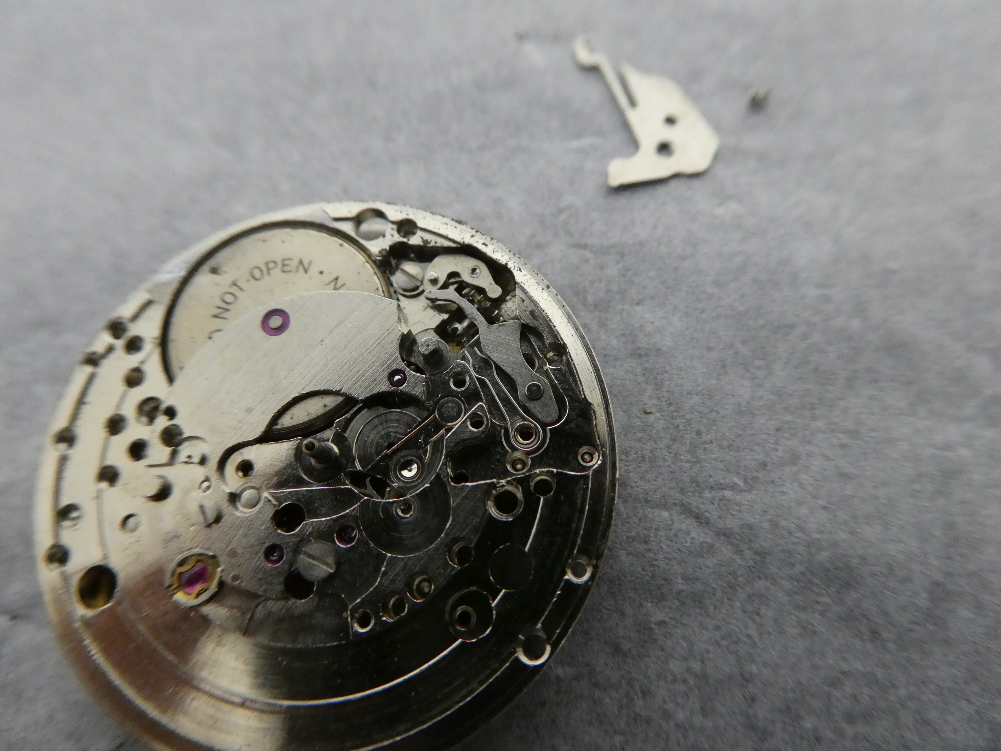 Service Zodiac Sea Wolf calibre 70-72 – Mitka's vintage watch service.
