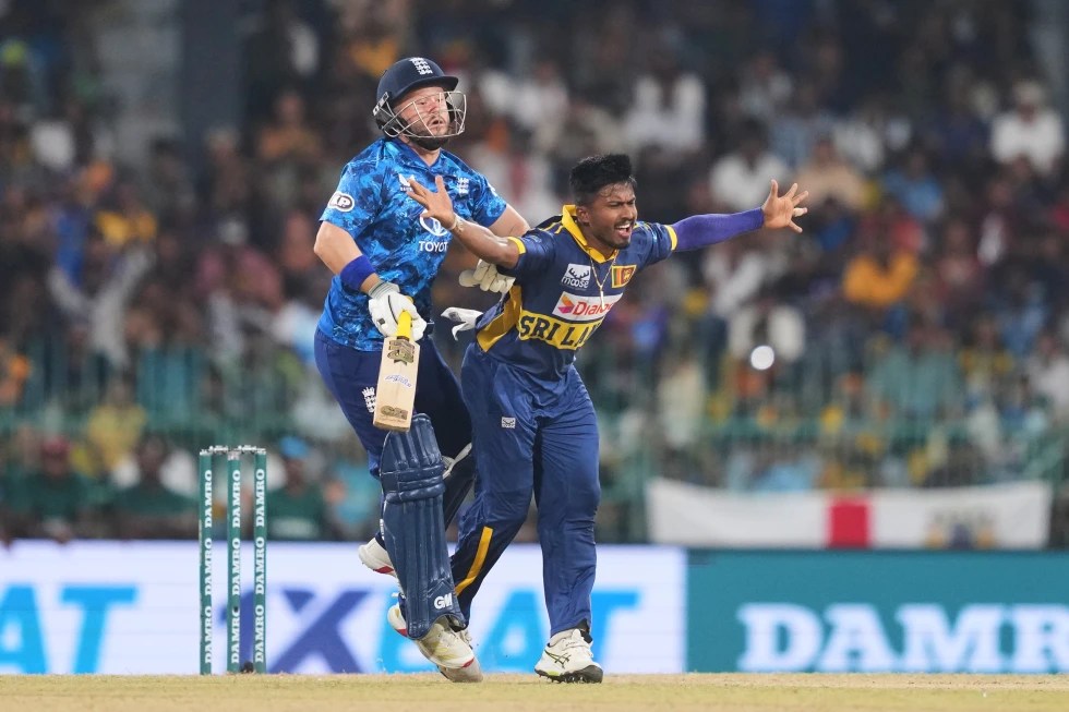 England Crush Sri Lanka: 2 Stars Root, Brook Seal ODI Series