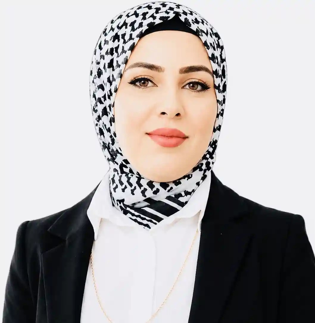 لبّيكَ ما هبّتِ الأرواحُ خاشعةً وما ترنّمَ بالتوحيدِ مُغتنِمُ -غدير حميدان الزبون – فلسطين
