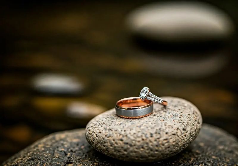 Couples Conflict Evolution Counseling - Modern Mountain Image - High Resolution