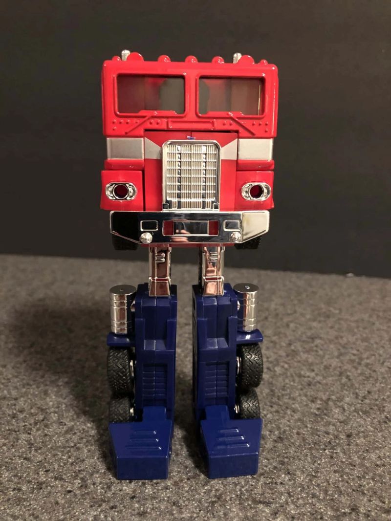 Amazon Com Transformers G1 Reissue Die Cast Optimus Prime Action - City Texture Collection - Ultra HD Quality