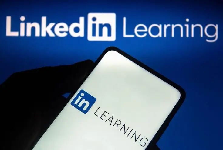 Linkedin Learning Free Skvse - Gradient Patterns - High Quality 4K Collection