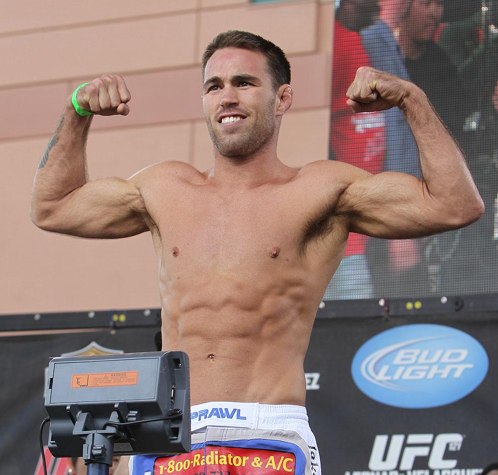 Jake Shields rekinn úr UFC MMAFréttir