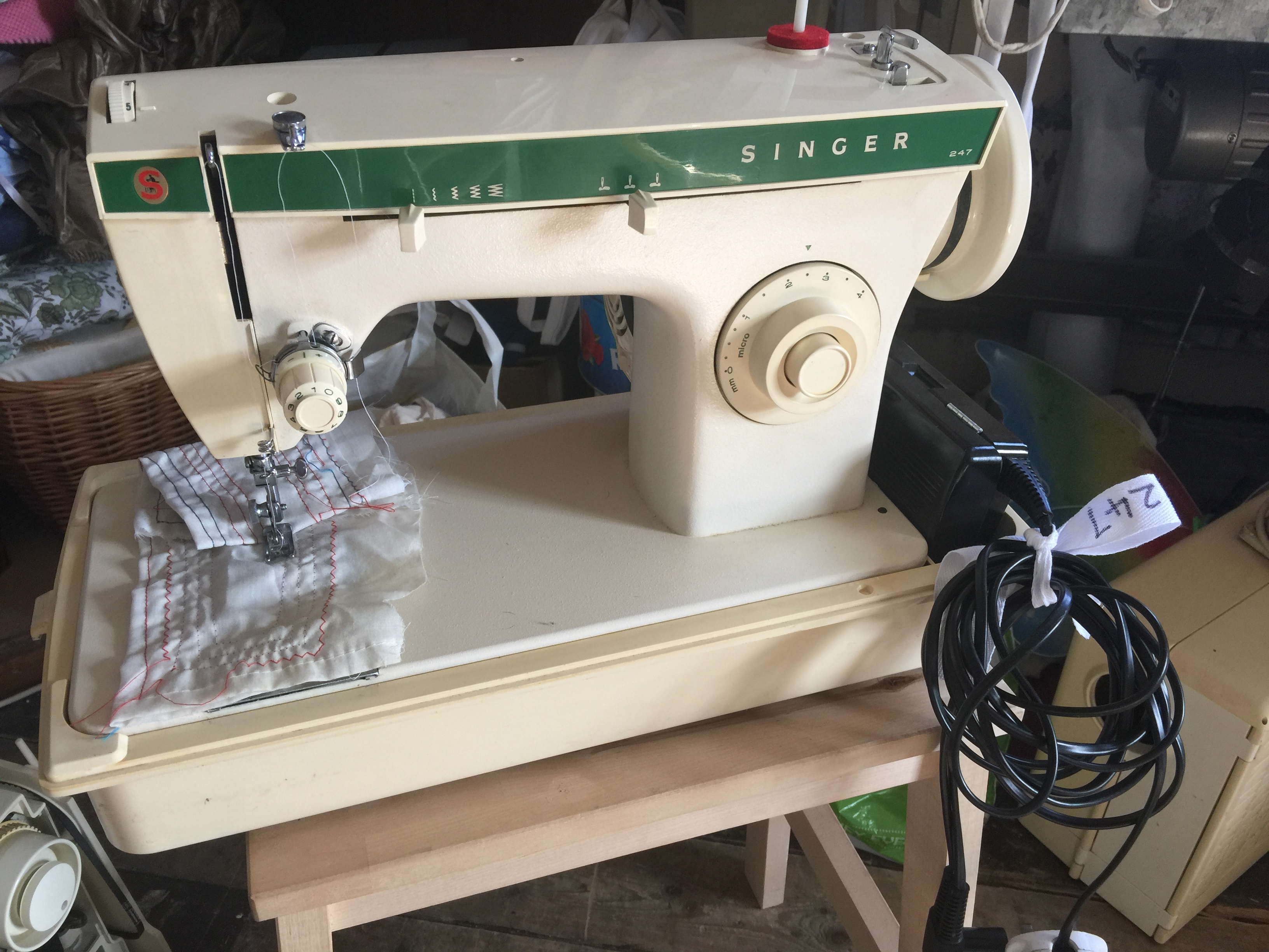 SINGER2 他 Singer Zig Zag Model 247 manual….. | Swiss army wife