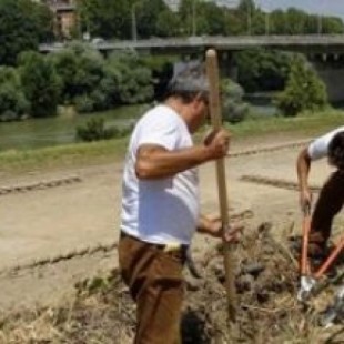 En Italia Ponen A Los Presos A Asfaltar Rutas Y Limpiar Las