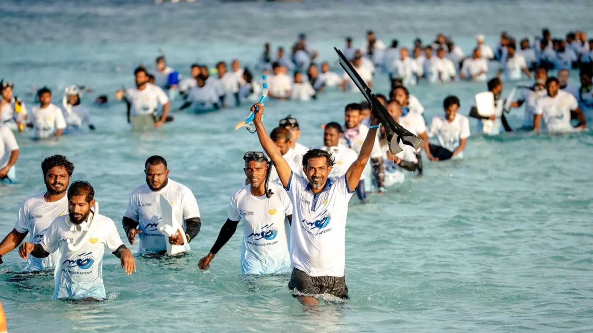 Maldives Sets Guinness World Record for Largest Group Snorkelling Event