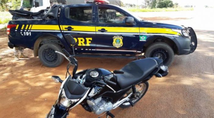 Homem é preso após comprar moto roubada em rede social