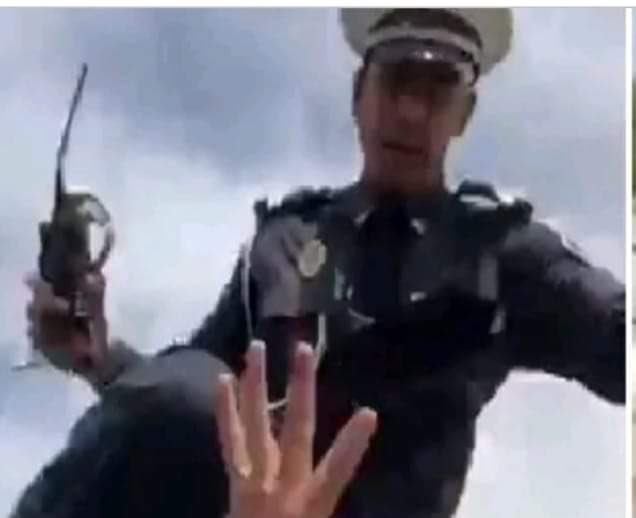 Téléchargement gratuit Images L Humoriste Amine Radi Filme Un Policier Qui L Agresse La Dgsn le plus cool par