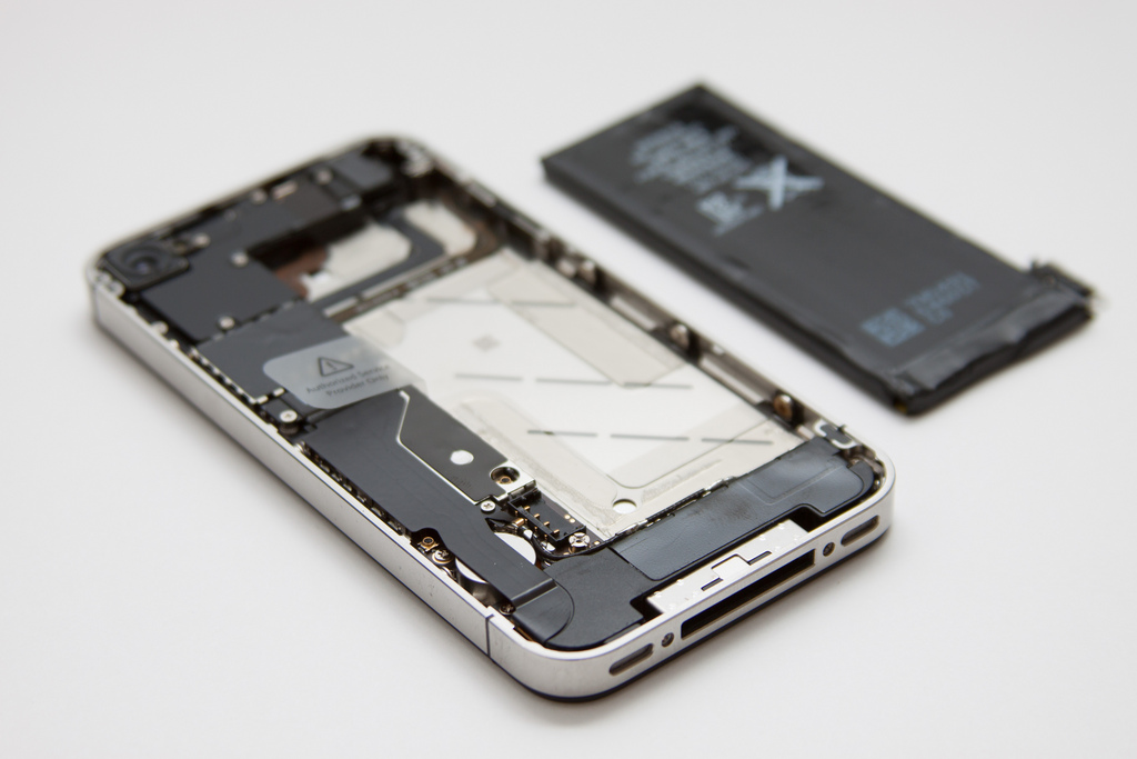 アップル、iPhone 5のバッテリー無償交換プログラムと返金対応を開始！手続き方法まとめ