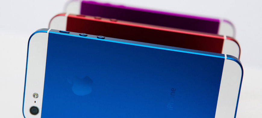 iPhone5Sに5色展開の噂が浮上。ピンクのガセ画像が現実のものに？