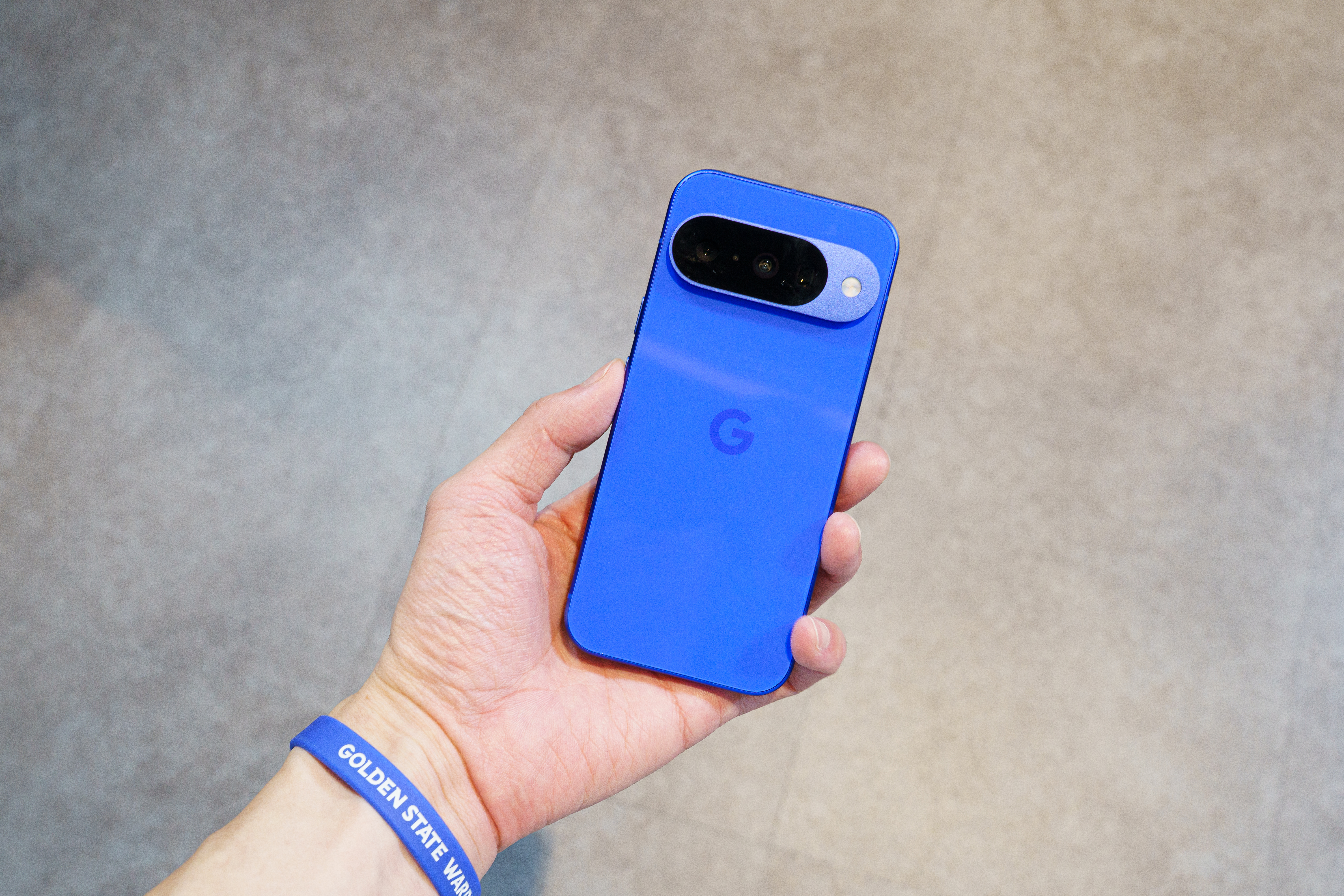 速報：Google Pixel 10が発売。初のトリプルカメラ・Qi2マグネット充電対応で128,900円