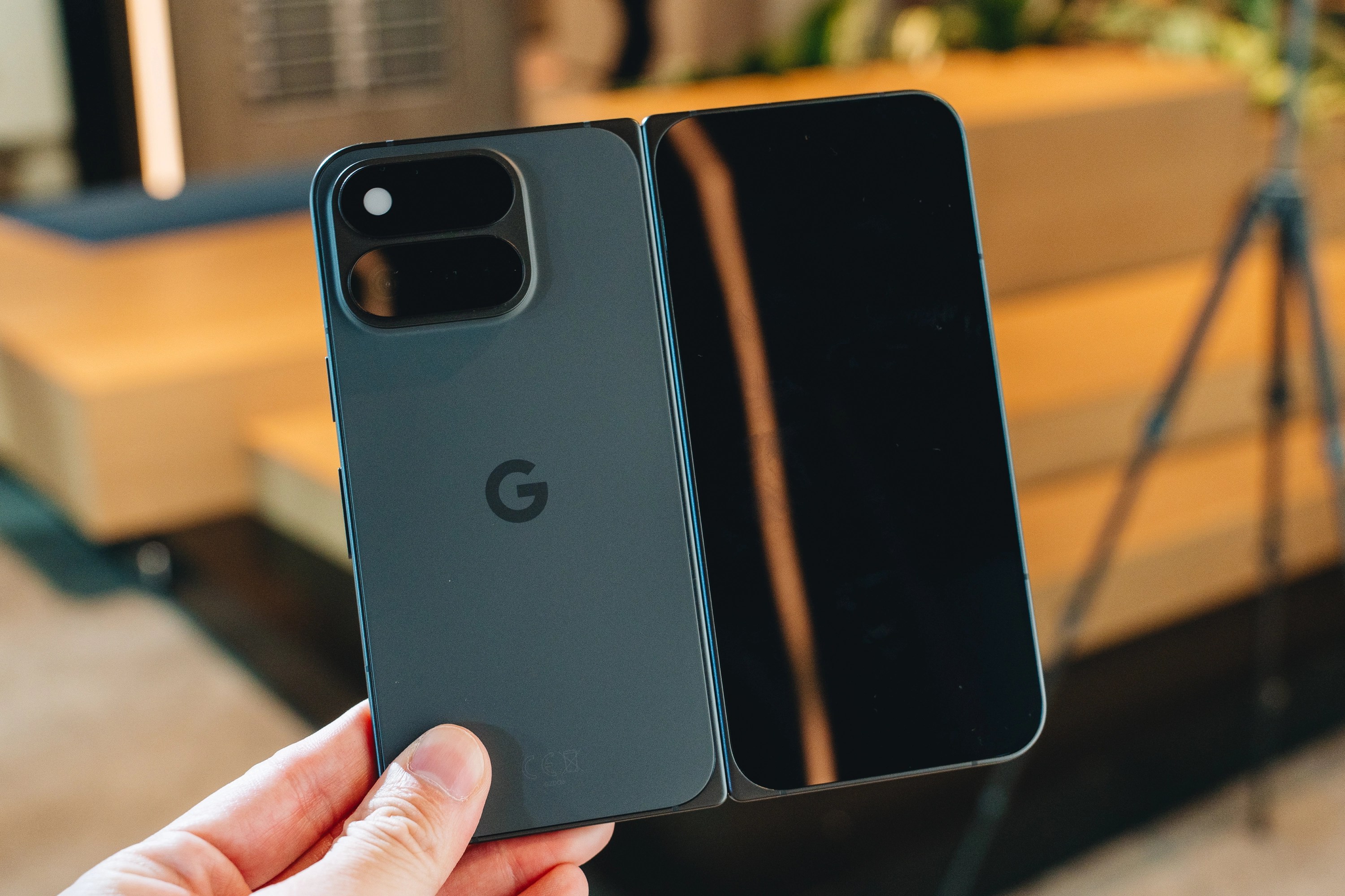 速報：Google Pixel 11 Pro Fold発表。耐久性3倍、さらに軽く薄い折りたたみスマホに