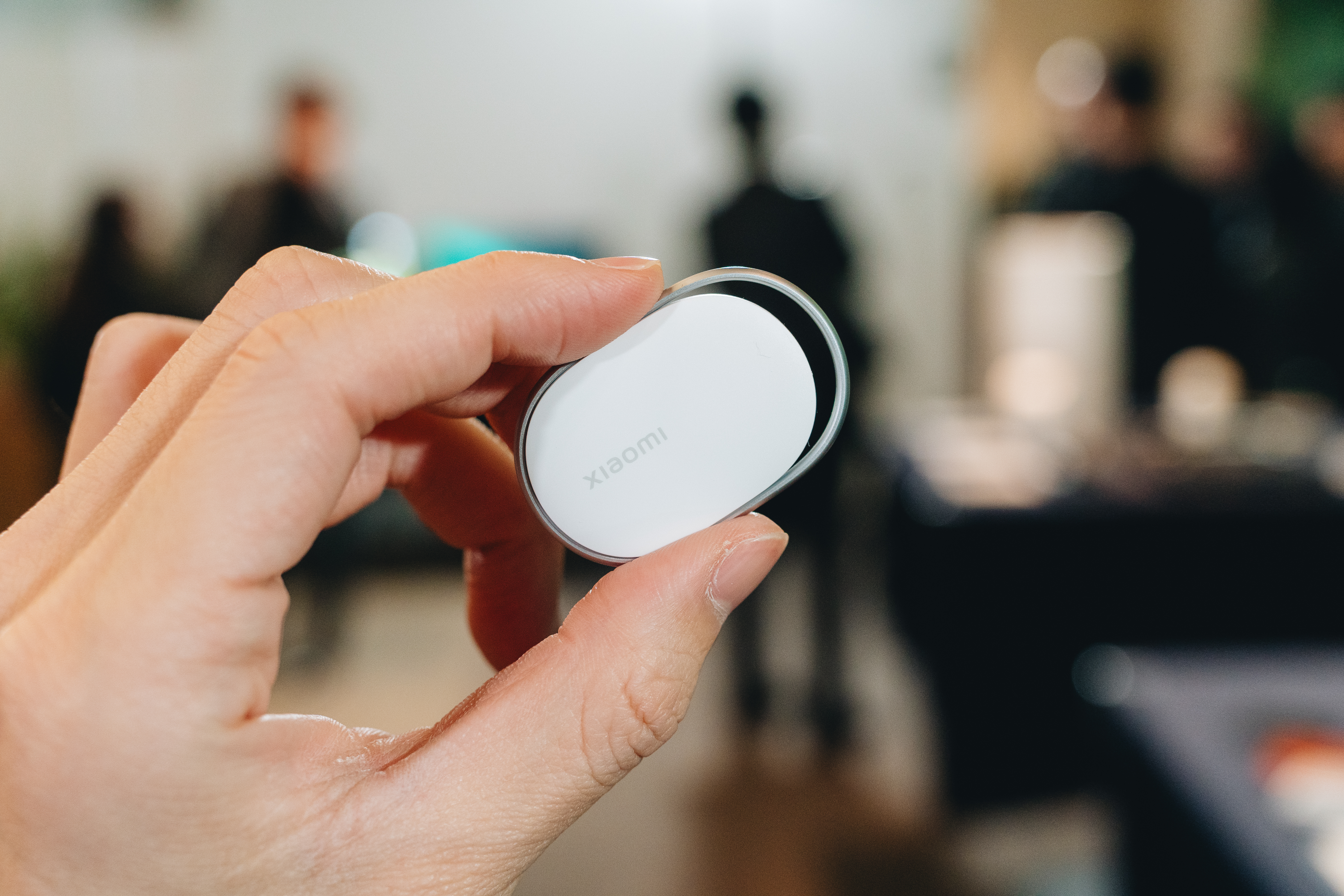 新Xiaomi Storeで見つけた、Ankerのアレより薄い”極薄6mm”謎の