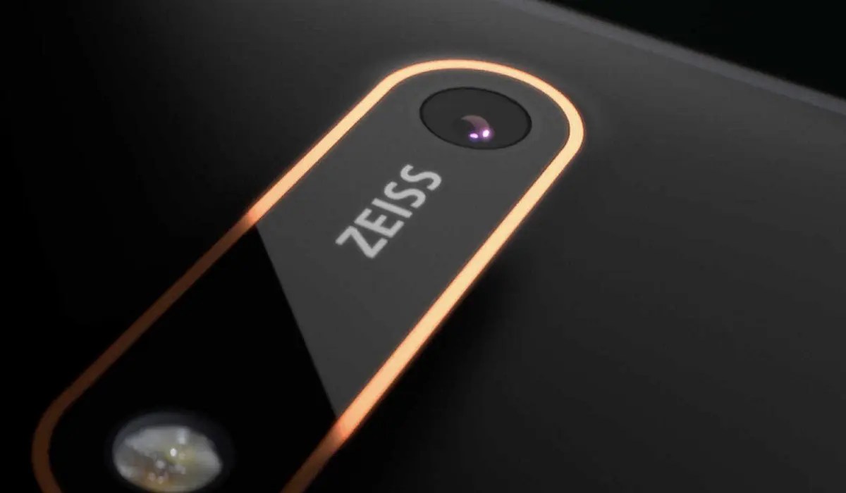 Zeiss Optics Nokia And Sony Phones Struggle For Super Cameras Matters Arising