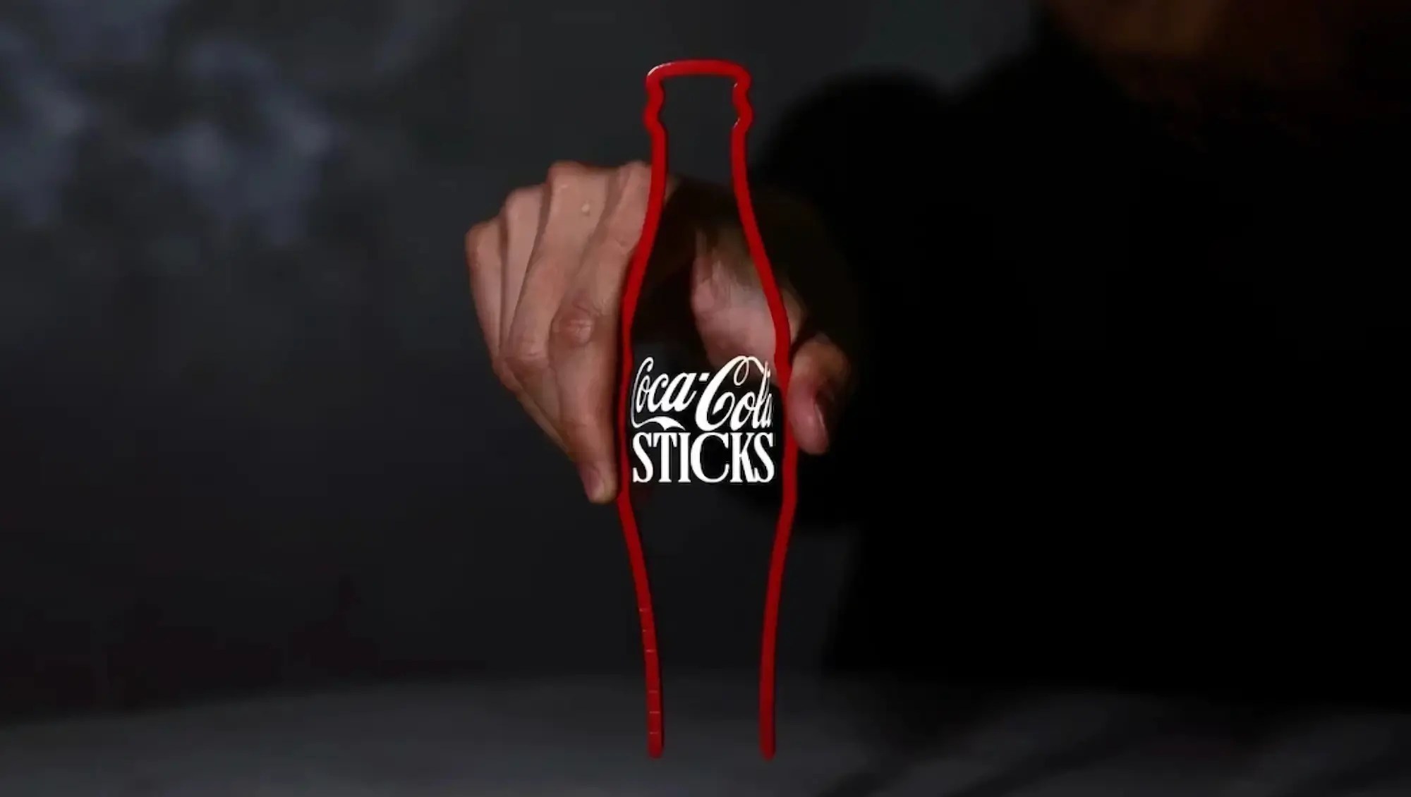 Coca-Cola stworzyła pałeczki na kształt swojej kultowej butelki