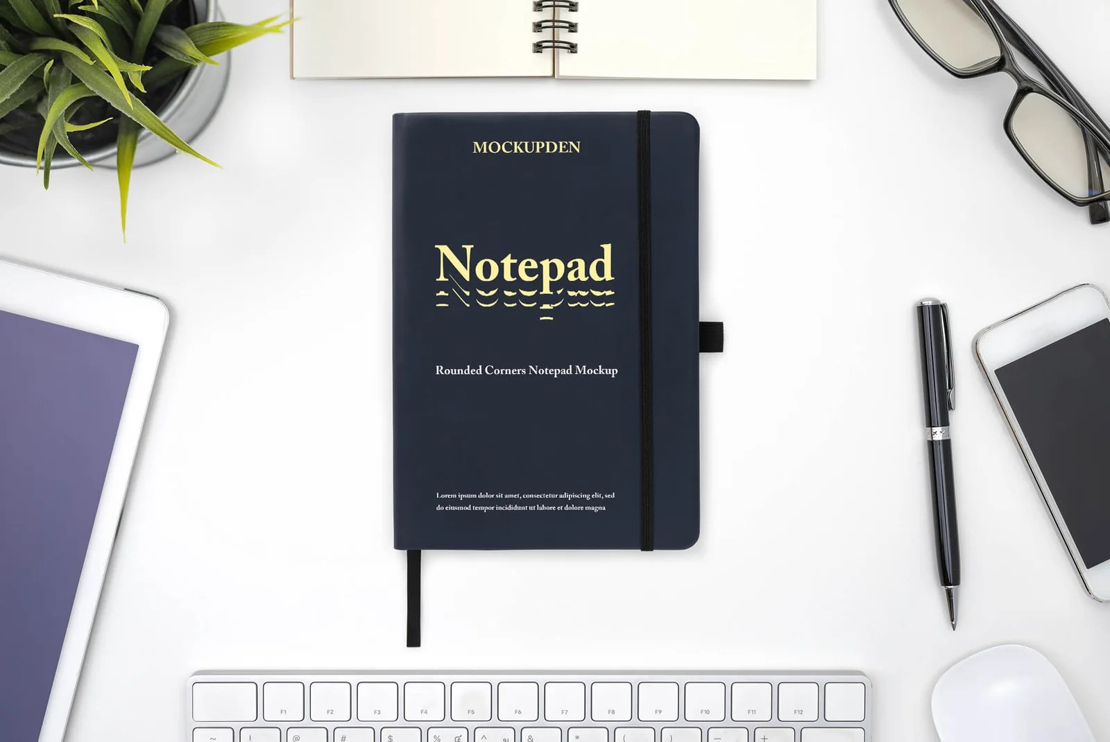 Both the notepad and the pen are layered so you can move them . Free Rounded Corners Notepad Mockup Psd Template Mockup Den