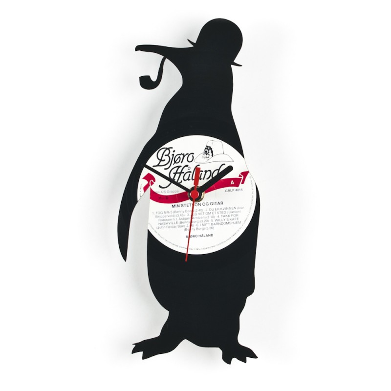 Creative clock art penguin