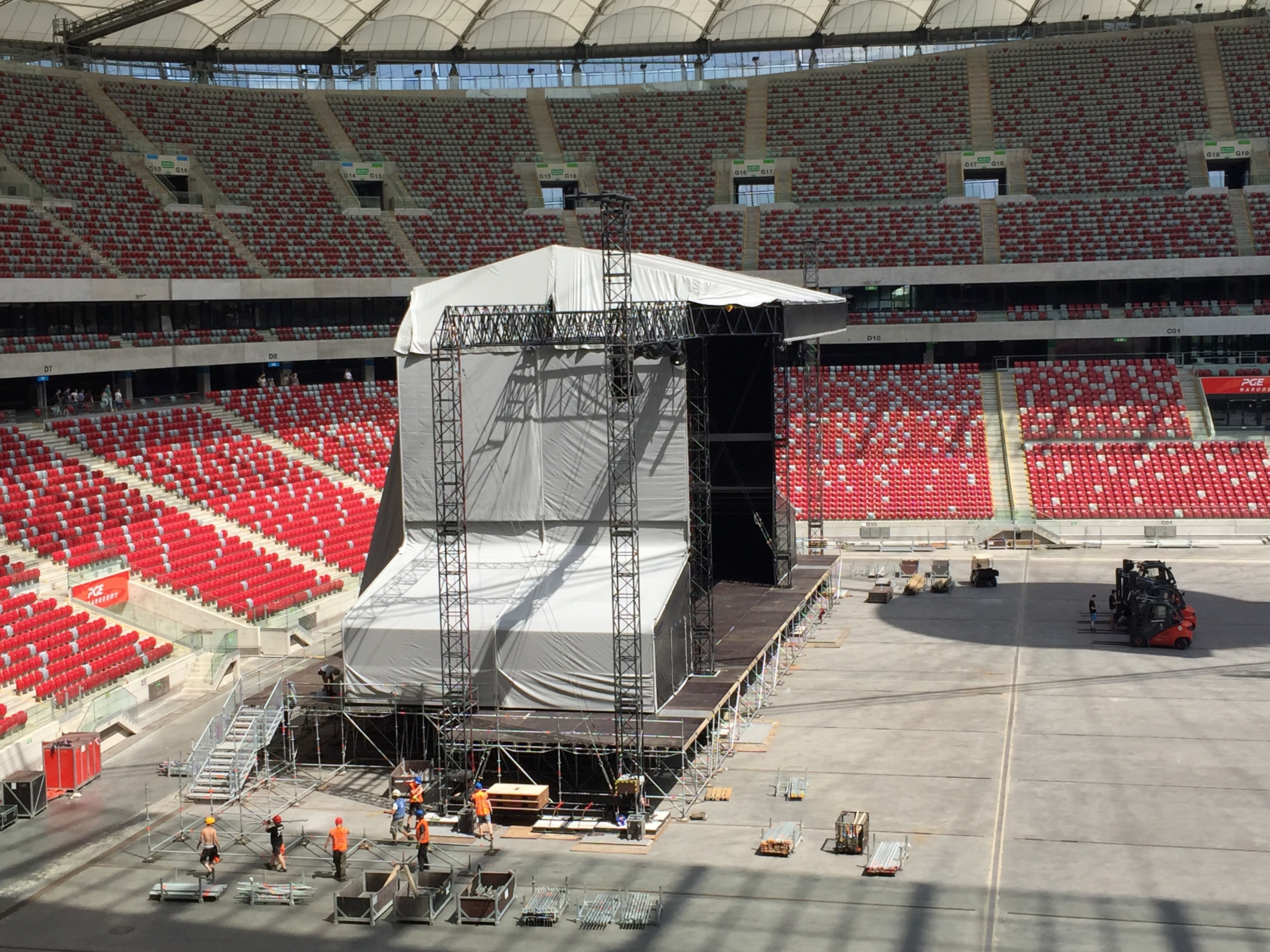 PGE Narodowy budowa sceny na koncert depeche MODE 2017.07.19