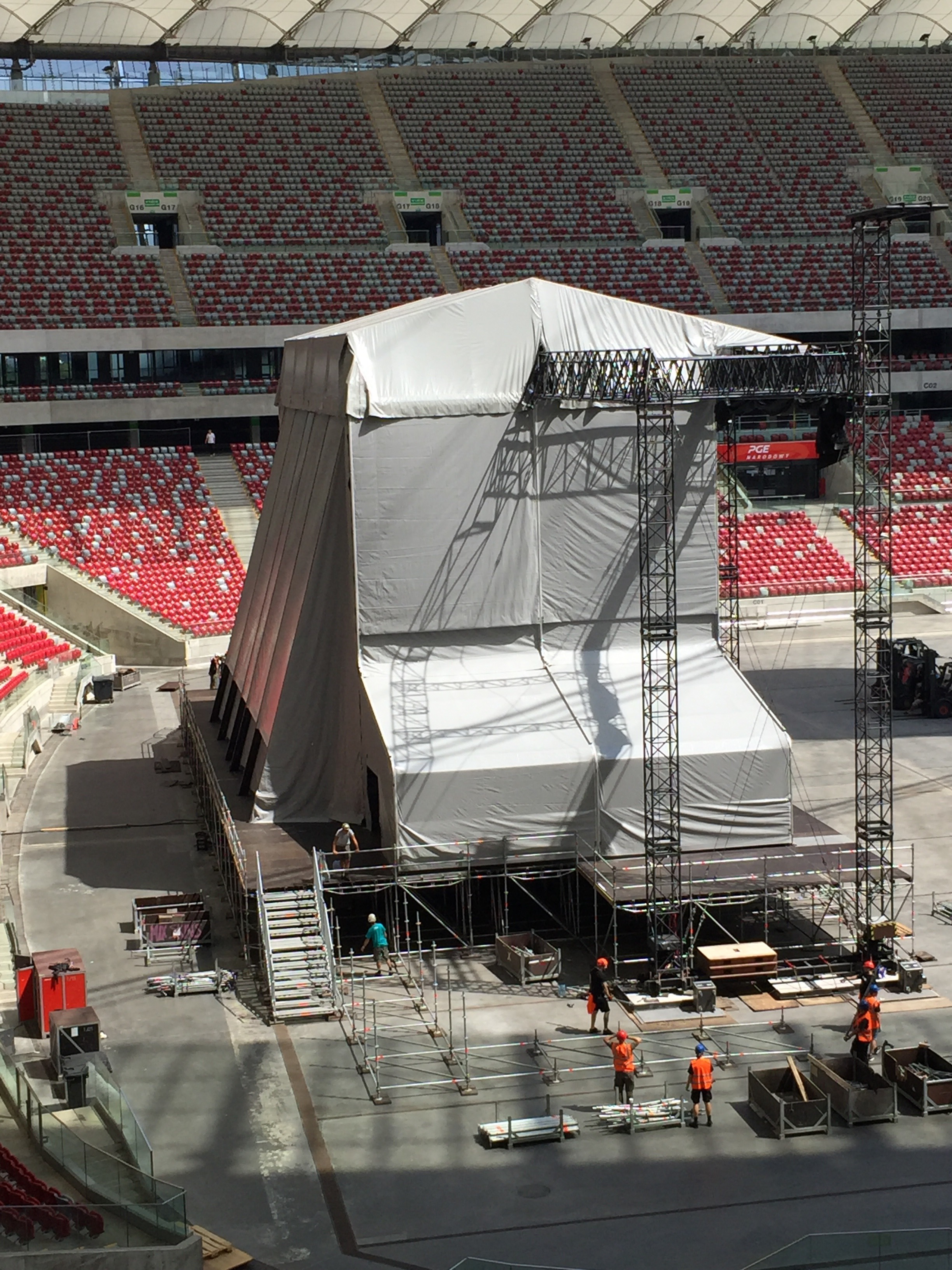 PGE Narodowy budowa sceny na koncert depeche MODE 2017.07.19