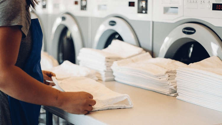 Laundry service has an overall rating of 3.3 out of 5, based on over 164 reviews left anonymously by employees. Why Use a Laundry Service â Model Osguay