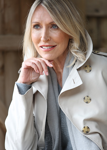 Zoe N Models Plus - Premium High Resolution Space Illustrations | Free Download