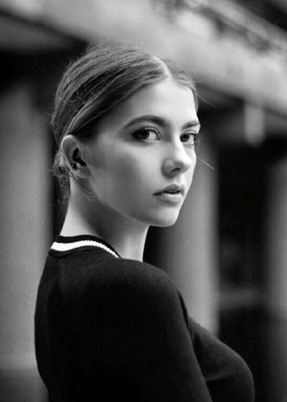 Jessica John Models Plus - Ultra HD Ultra HD Colorful Patterns | Free Download