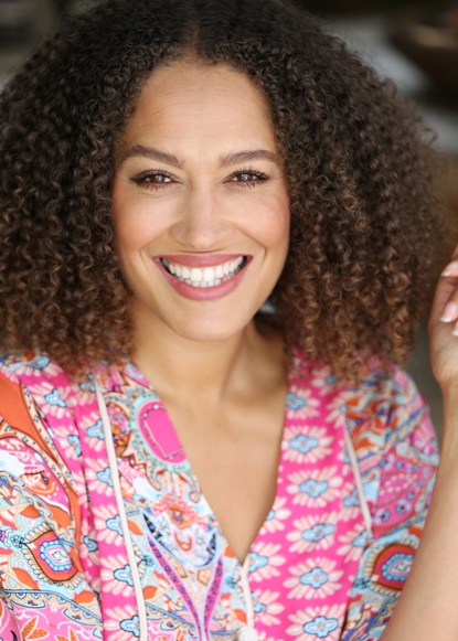 Natasha W Presenters Pha - Stunning Ocean Wallpaper - Mobile