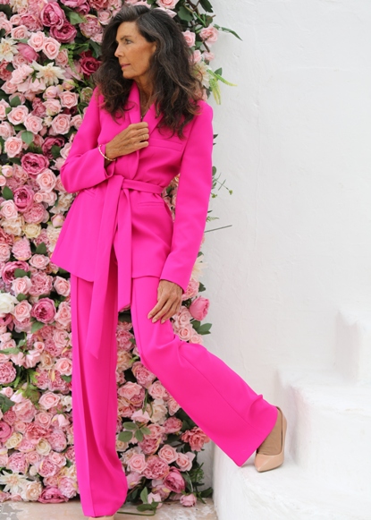 Amanda S Cc Models - Modern Gradient Background - 4K