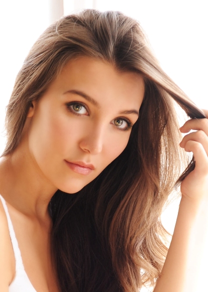 Model Lucie K - Geometric Illustrations - Gorgeous Retina Collection