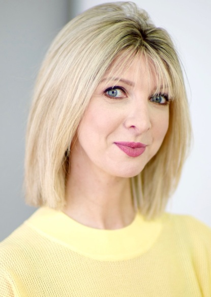 Melissa H Models Plus - Premium Colorful Photo - 8K