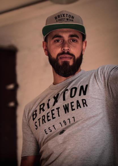 Chris Models Plus - Amazing Dark Design - High Resolution