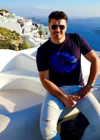 Habib S Web Portfolio - Artistic Geometric Illustration - Desktop