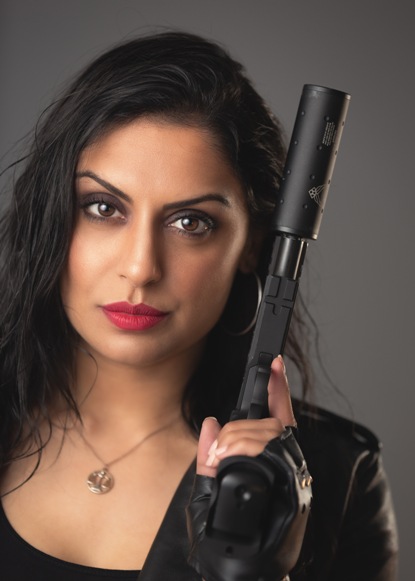 Shafina P Models Plus - Geometric Image Collection - Retina Quality