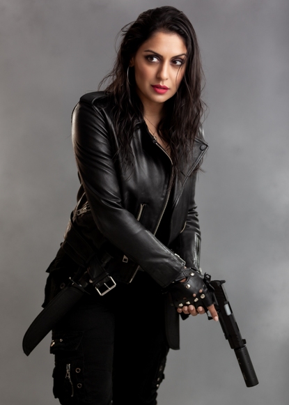 Shafina P Models Plus - Elegant Vintage Wallpaper - Desktop