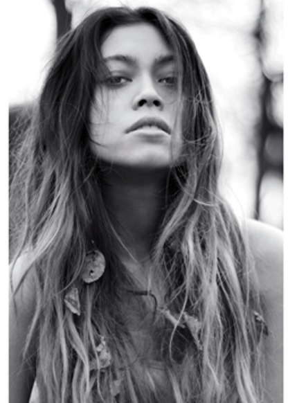 Shell M Miltan - Retina Space Illustrations for Desktop