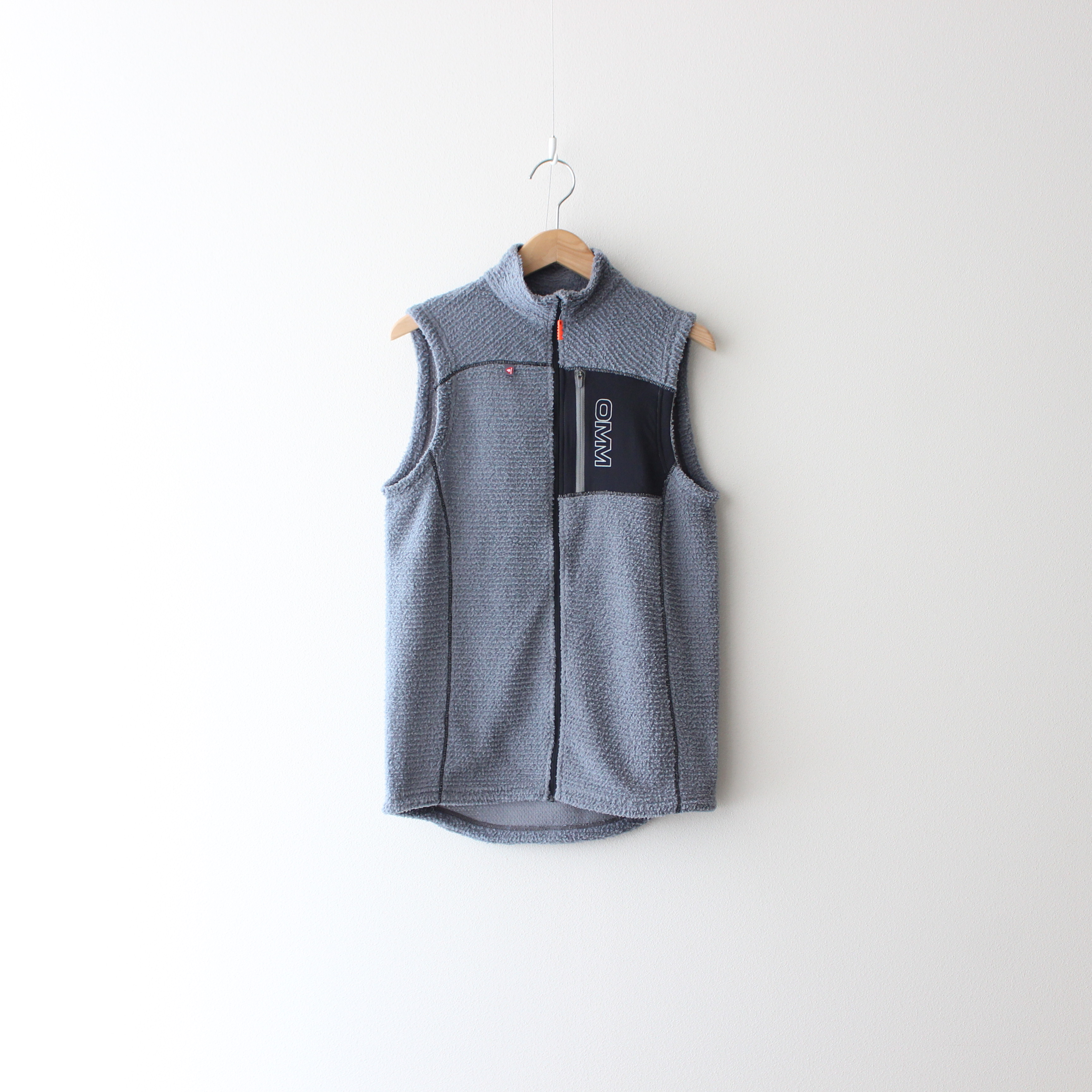 OMM core zipped vest コアジップベストS