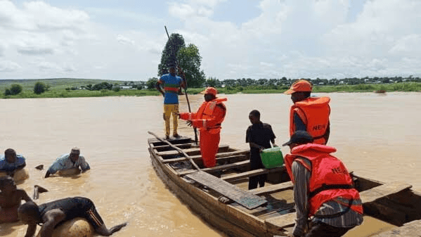 https://www.yahoo.com/news/world/articles/dozens-dead-boat-capsizes-north-202740238.html