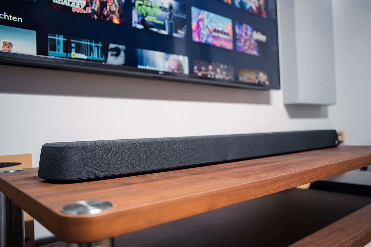 Polk MagniFi Max AX SR Test: Dolby-Atmos-Soundbar-System