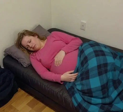 My Wife Forced My 7-Months-Pregnant Daughter to Sleep on an Air Mattress on the Floor — She Never Expected How Far I’d Go to Protect My